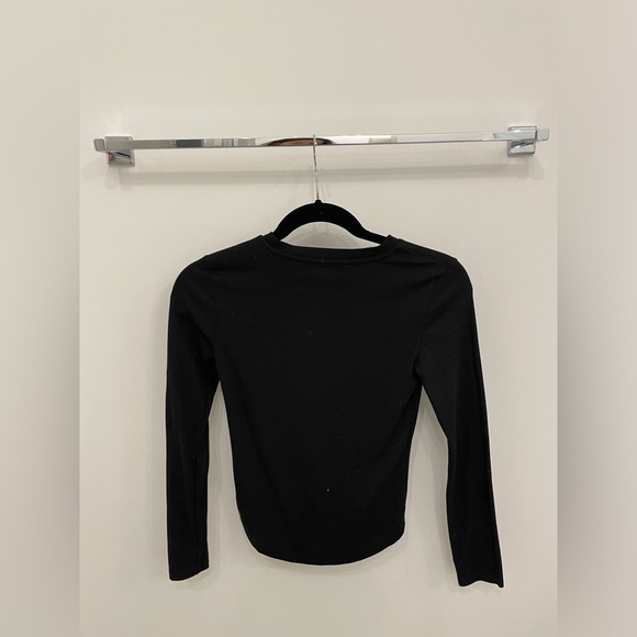 Urban planet long tee🤍 - Picture 2 of 3